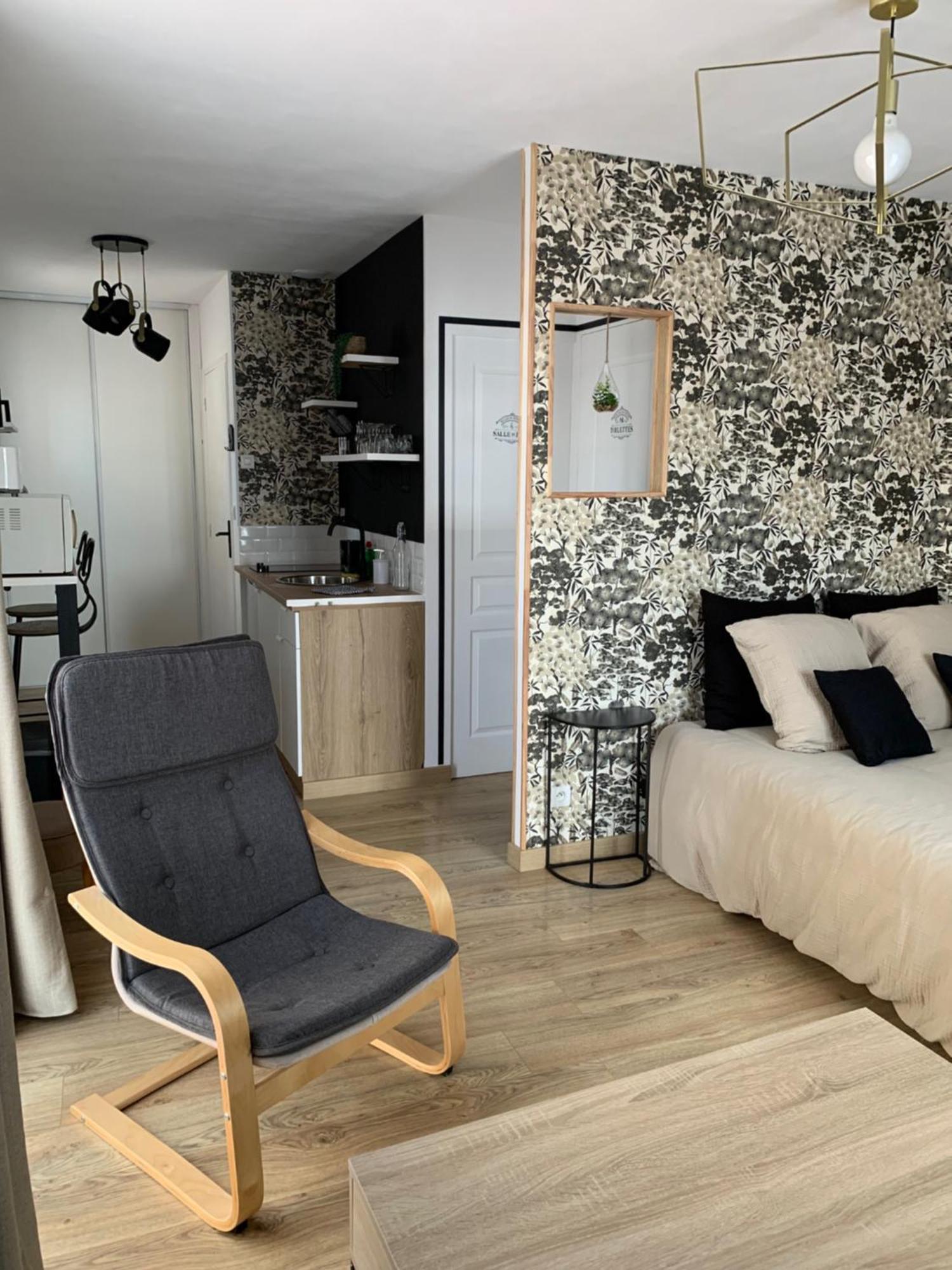 Studio Sable Sur Sarthe Buitenkant foto