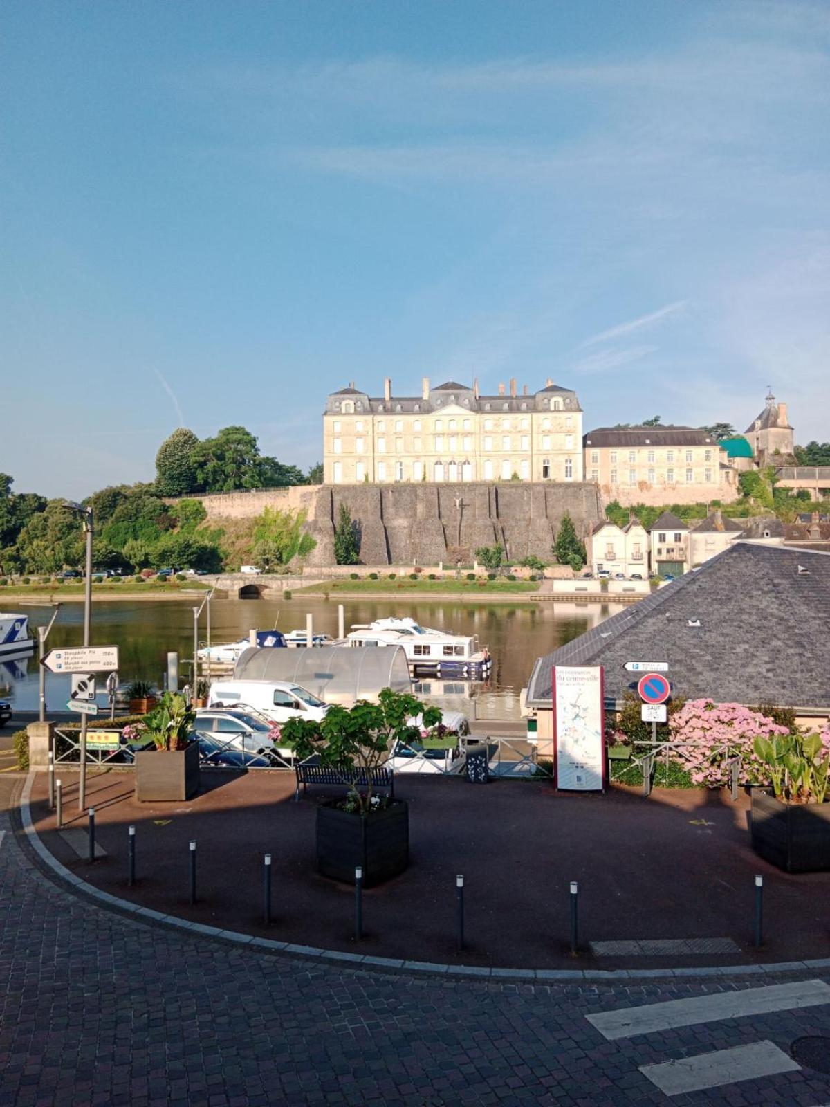 Studio Sable Sur Sarthe Buitenkant foto